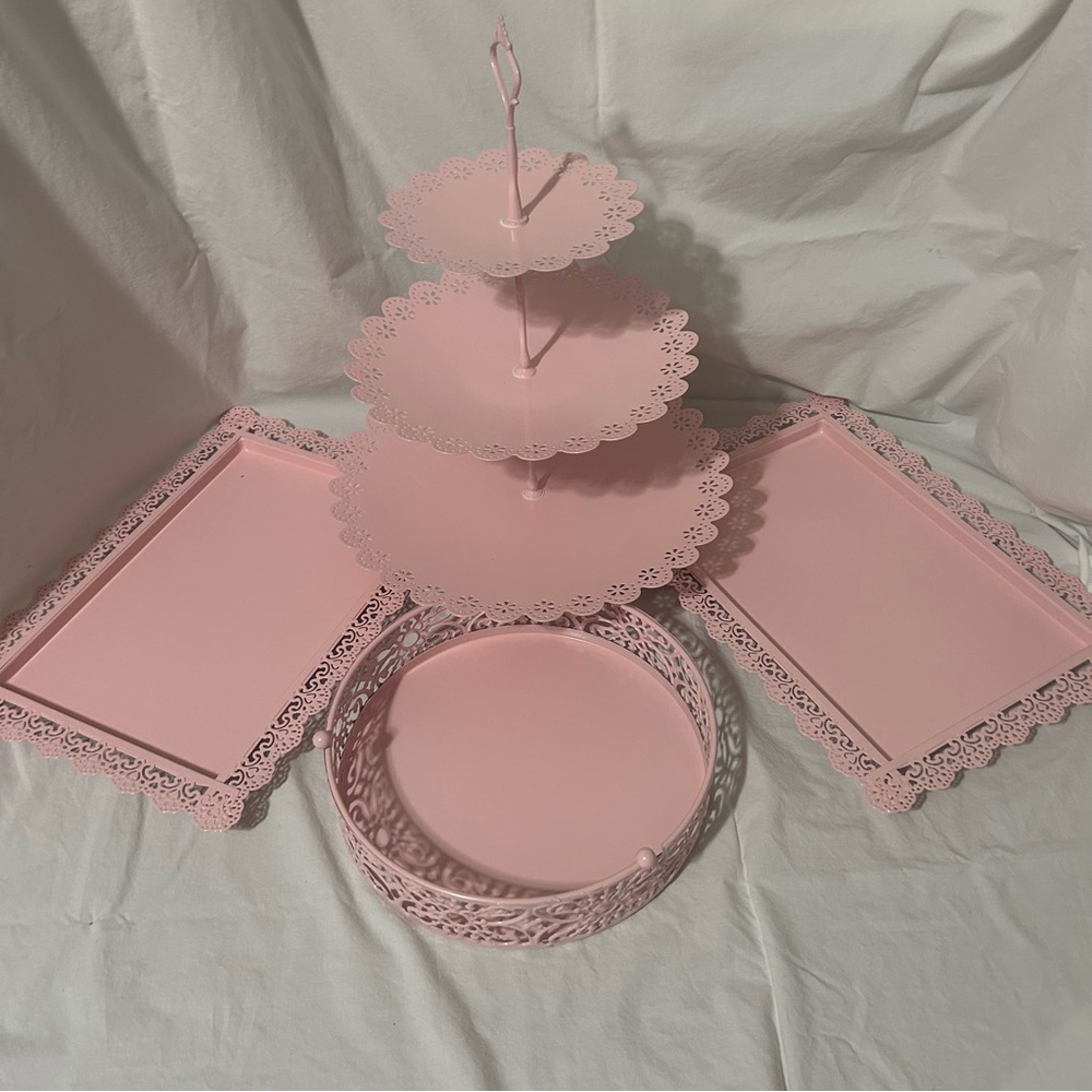 Metal cupcake serving set (4) NWT - Picture 1 of 4